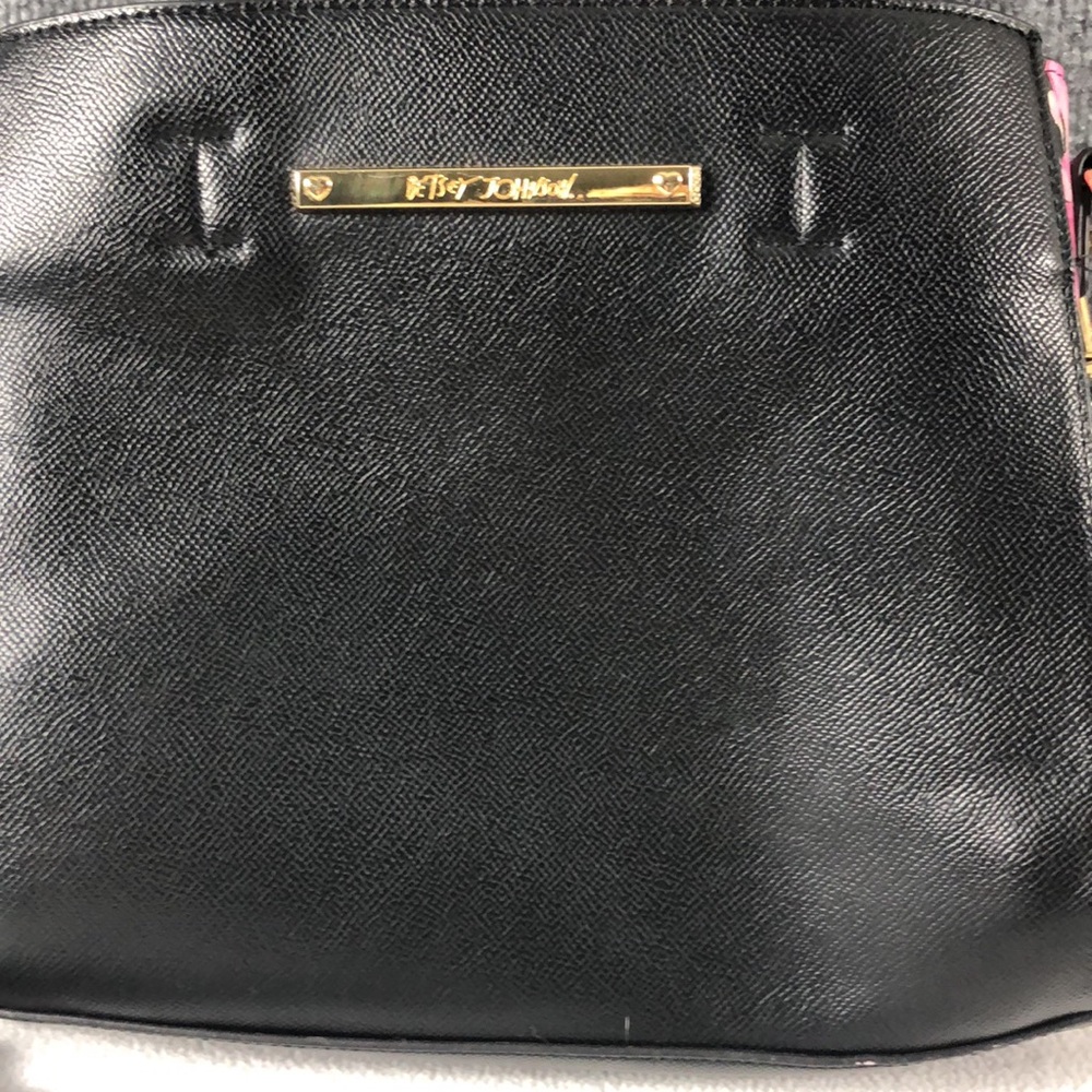 Betsey Johnson - Picture 3 of 13